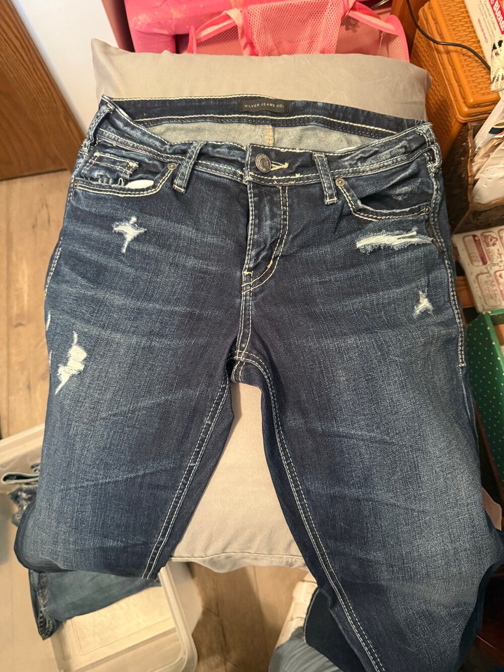 Silver Jeans Suki Capri W29 L22 1/2